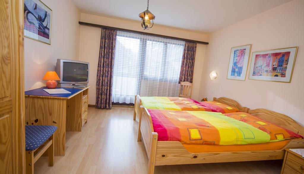 Hotel Olympia Saas-Almagell Rom bilde
