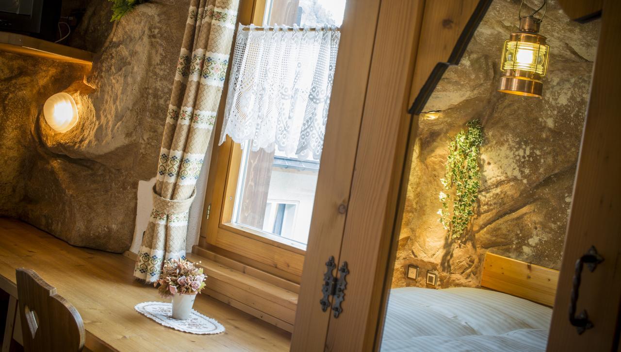 Hotel Olympia Saas-Almagell Eksteriør bilde